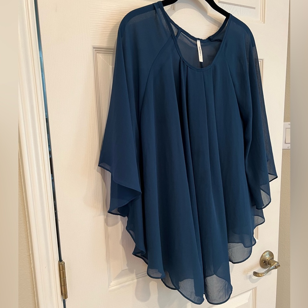 Sheer Navy Blue High Low Shrug Blouse | Poshmark - Picture 7 of 10